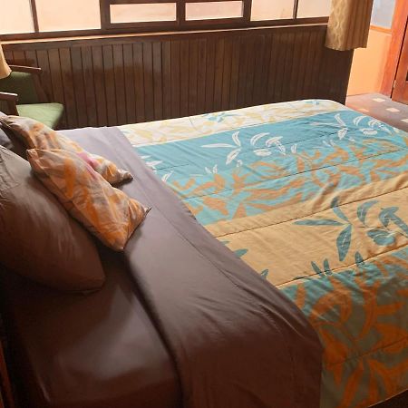 Hostel Santa Canela Cuenca Extérieur photo